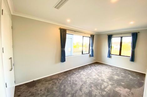 Photo of property in 42 Montgomery Avenue, Belmont, Auckland, 0622