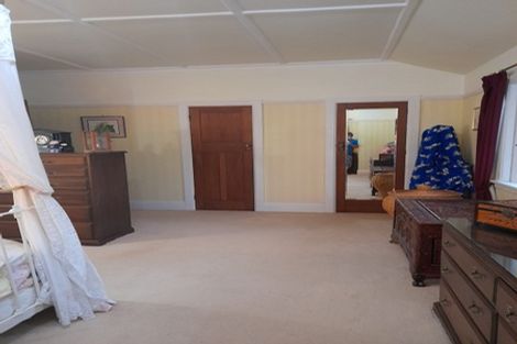 Photo of property in 7 Calico Line, Marton, 4710