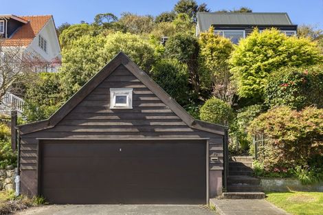 Photo of property in 15 Kotari Road, Days Bay, Lower Hutt, 5013