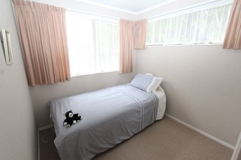 Photo of property in 28a Whanake Street, Titahi Bay, Porirua, 5022