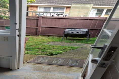 Photo of property in 1/23 Ellen Avenue, Hillcrest, Auckland, 0627