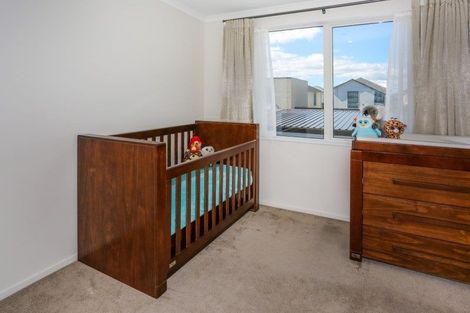 Photo of property in 27 Hakawai Avenue, Takanini, 2112