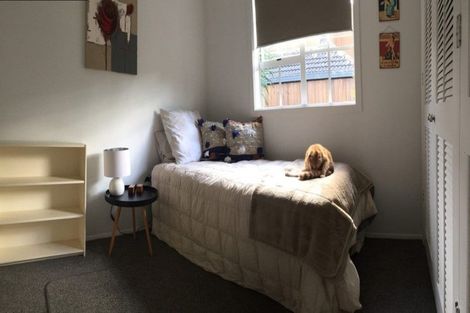 Photo of property in 2/26 Penning Road, Castor Bay, Auckland, 0620