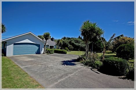 Photo of property in 33 Palmer Road, Foxton Beach, Foxton, 4891