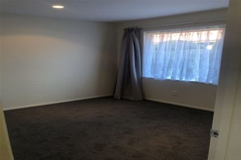 Photo of property in 22 Belfast Road, Belfast, Christchurch, 8051