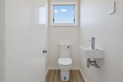Photo of property in 1/163 Rongotai Road, Rongotai, Wellington, 6022