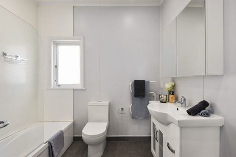 Photo of property in 9 Liffey Street, Island Bay, Wellington, 6023