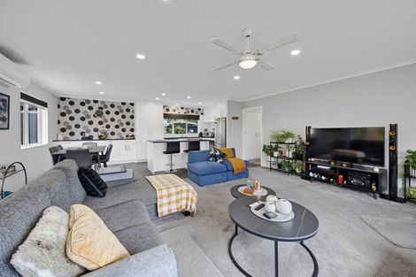 Photo of property in 3d Hinau Street, Inglewood, 4330