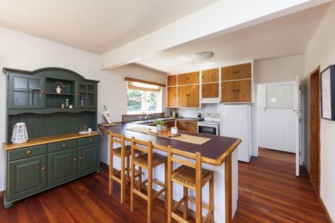Photo of property in 562 Featherston Street, Roslyn, Palmerston North, 4414
