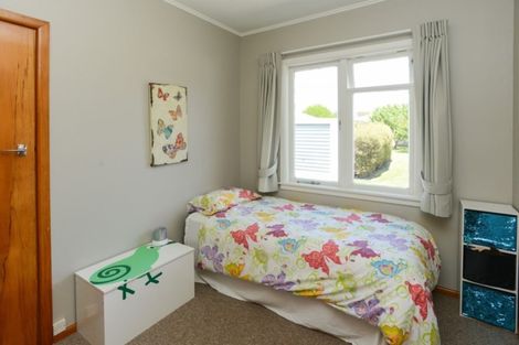 Photo of property in 4 Elizabeth Place, Clive, 4102