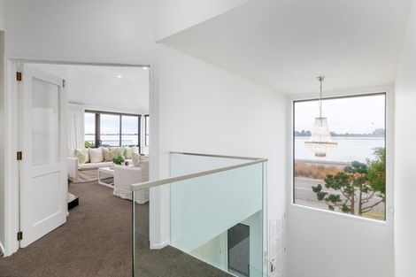 Photo of property in 11 Beachville Road, Redcliffs, Christchurch, 8081