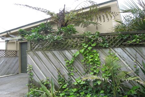 Photo of property in 89 Messenger Terrace, Oakura, 4314