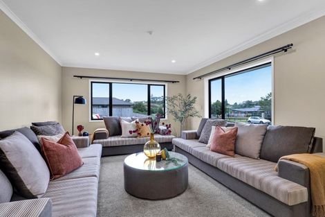 Photo of property in 40 Fernbrook Drive, Hurworth, New Plymouth, 4310