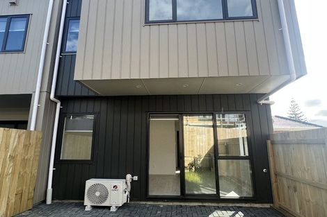 Photo of property in 5/39 Renata Crescent, Te Atatu Peninsula, Auckland, 0610