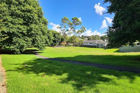 Photo of property in 3 St Margaret Place, West Harbour, Auckland, 0618