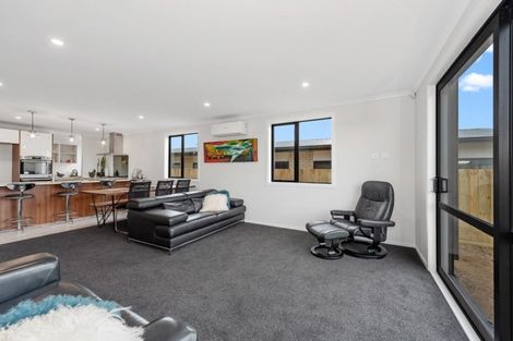 Photo of property in 20 Te Tiireke Drive, Glenview, Hamilton, 3206