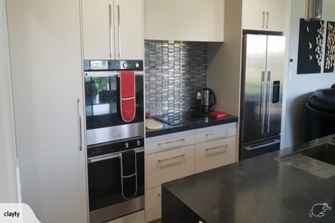 Photo of property in 222 Lakes Boulevard, Pyes Pa, Tauranga, 3112