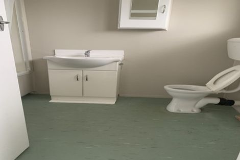 Photo of property in 33 Luke Street, Otahuhu, Auckland, 1062