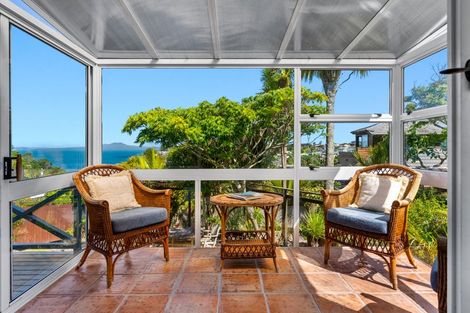 Photo of property in 41 Montgomery Avenue, Rothesay Bay, Auckland, 0630