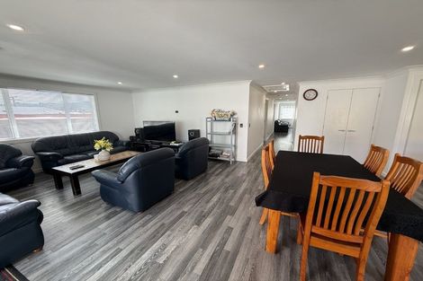 Photo of property in 34 Thomson Grove, Stokes Valley, Lower Hutt, 5019