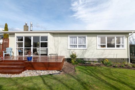 Photo of property in 2 Shelley Crescent, Stoke, Nelson, 7011