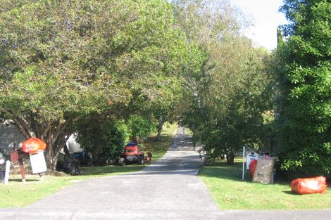 Photo of property in 22 Diana Drive, Glenfield, Auckland, 0627