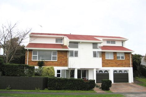 Photo of property in 11 Sandel Rise, Merrilands, New Plymouth, 4312