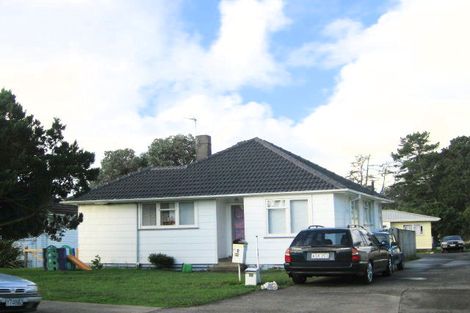 Photo of property in 2/35 Middlemore Crescent, Papatoetoe, Auckland, 2025