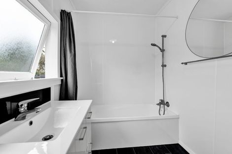 Photo of property in 59 Camberwell Road, Hawera, 4610