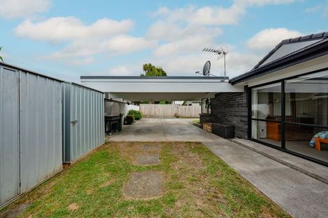Photo of property in 1/12 Koromiko Street, New Lynn, Auckland, 0600