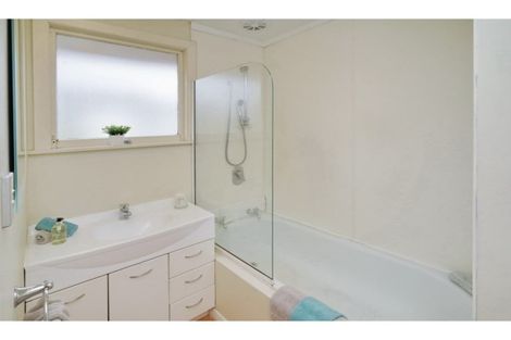 Photo of property in 195 Grimseys Road, Redwood, Christchurch, 8051