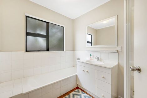 Photo of property in 2/133 Moore Street, Howick, Auckland, 2014