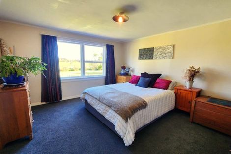 Photo of property in 43 Victoria Road, Westport, 7892