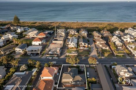 Photo of property in 208 Oceanbeach Road, Mount Maunganui, 3116