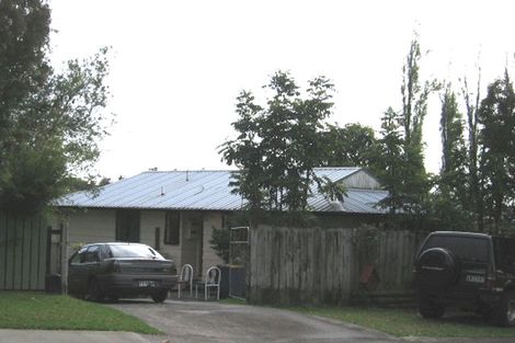 Photo of property in 9 Claverdon Drive, Massey, Auckland, 0614