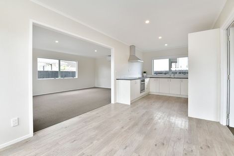 Photo of property in 11b Springs Road, Parakai, 0830