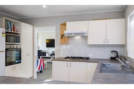 Photo of property in 11 Dawn Place, Waiuku, 2123