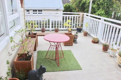 Photo of property in 1/97a Nile Road, Milford, Auckland, 0620