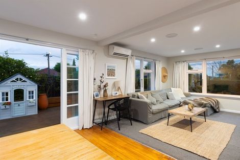 Photo of property in 1/2 Moreland Avenue, Papanui, Christchurch, 8053