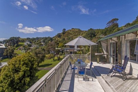 Photo of property in 94 Pa Road, Hahei, Whitianga, 3591