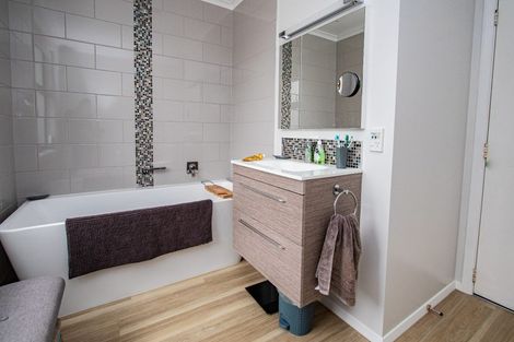 Photo of property in 74 Raleigh Street, Leamington, Cambridge, 3432