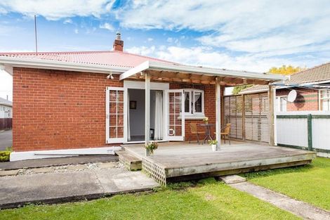 Photo of property in 16 Moreau Street, Saint Kilda, Dunedin, 9012
