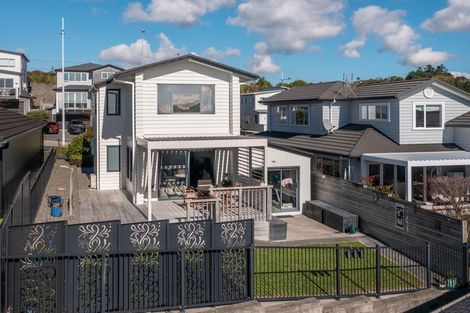 Photo of property in 31 Cavalli Road, Long Bay, Auckland, 0630