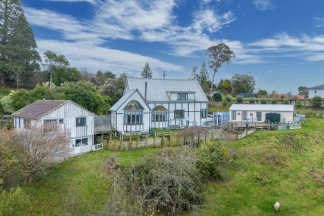 Photo of property in 33 Abbotsford Road, Waipawa, 4210