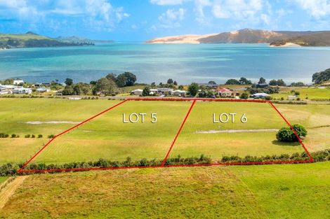 Photo of property in 16 Koutu Point Road, Opononi, Kaikohe, 0473