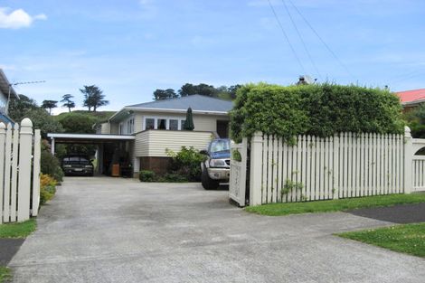 Photo of property in 5 Scott Avenue, Mangere Bridge, Auckland, 2022