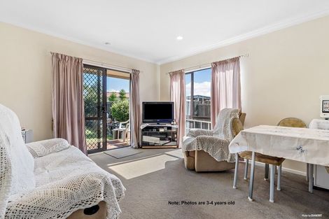 Photo of property in 18 Dungarvon Place, Clendon Park, Auckland, 2103
