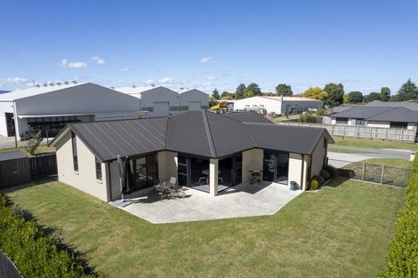 Photo of property in 37 Earl Road, Matamata, 3400