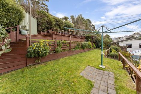 Photo of property in 11 Malaghan Grove, Johnsonville, Wellington, 6037