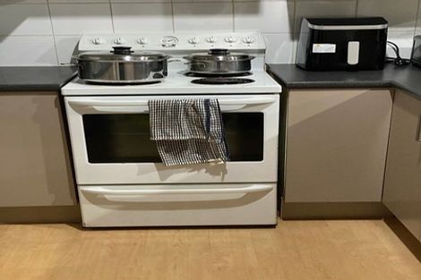 Photo of property in 2/14 Church Square, Addington, Christchurch, 8024